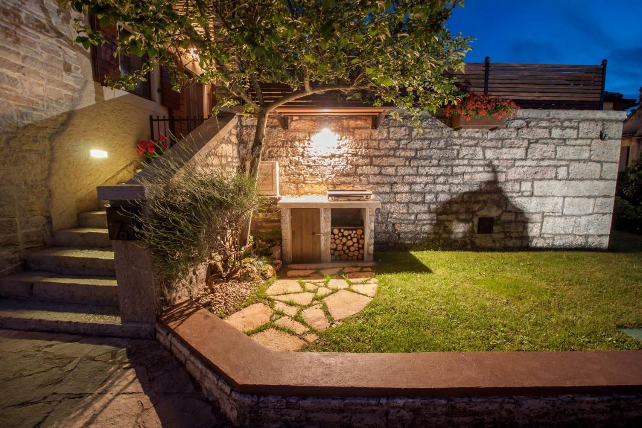 Stara Kuca Daire Heki Dış mekan fotoğraf
